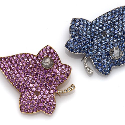 A pair of 18k gold sapphire and diamond brooches Paire de broches en or 18k orné&hellip;