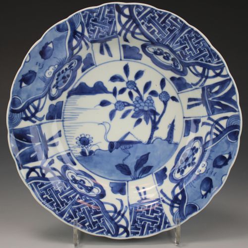 Six blue and white deep plates Six assiettes profondes bleu et blanc, 18e siècle&hellip;