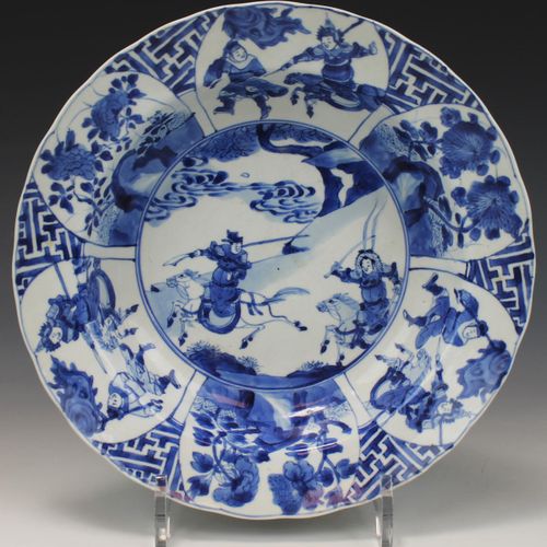 Two blue and white deep plates Dos platos hondos en azul y blanco, periodo Kangx&hellip;