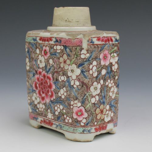 A group of enamelled tea wares A group of enamelled tea wares, Yongzheng period &hellip;