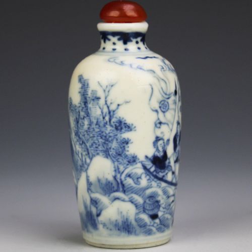 A blue glazed porcelain water dropper and four snuff bottles A blue glazed porce&hellip;