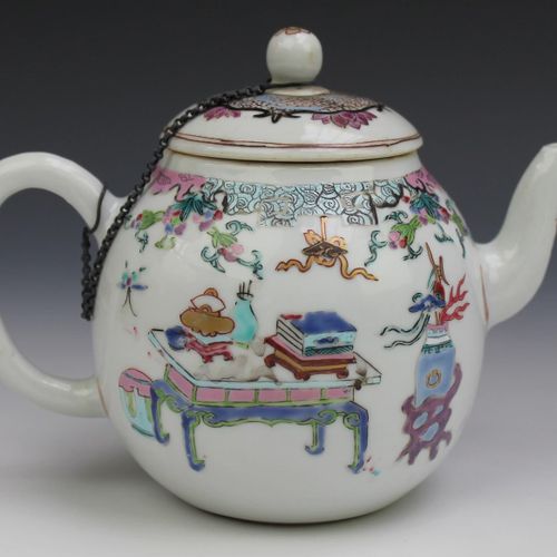 A famille rose part tea service Servicio de té en parte familiar, periodo Yongzh&hellip;
