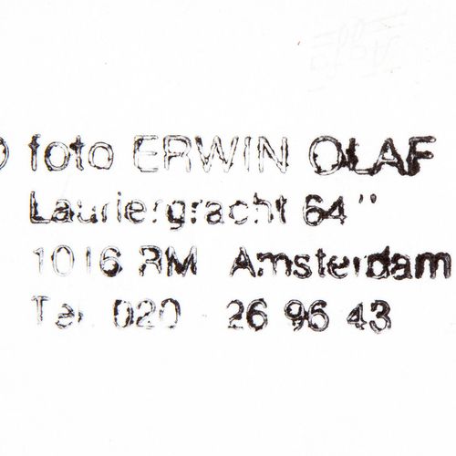 ERWIN OLAF (1959) 埃尔文-奥拉夫（1959年），《无题》，明胶银版画，无框，图像23x29.5厘米，全张24x30.5厘米，盖有艺术家的版权（&hellip;