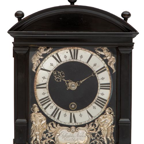A Dutch ebony Hague clock Horloge de La Haye en ébène, par Joseph Norris, Amster&hellip;