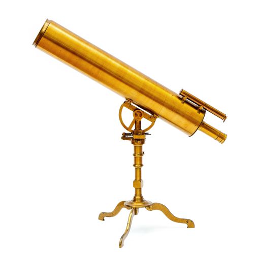 An English brass reflecting telescope on stand 一个英国的黄铜反射望远镜，19世纪，可调节的管子放在一个三角架上。&hellip;