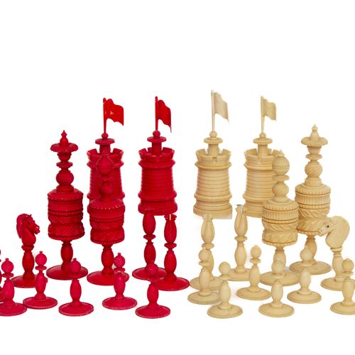 An ivory chess set Un jeu d'échecs en ivoire, 19ème siècle, Anglo-Indien, Un jeu&hellip;