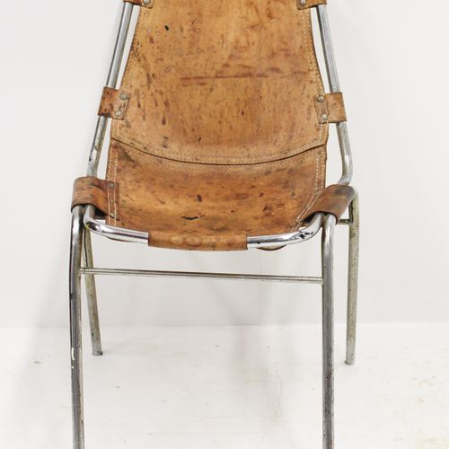 Naar Charlotte Perriand (1903-1999), een Les Arcs stijl stoel D'après Charlotte &hellip;