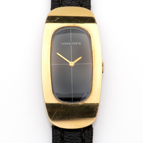 An 18k gold lady's wristwatch, Longines Un reloj de pulsera de señora de oro de &hellip;