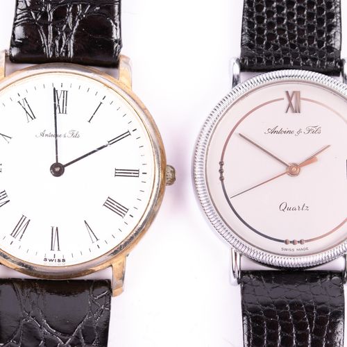 Null Una colección de cuatro relojes de pulsera, Antoine & Fils