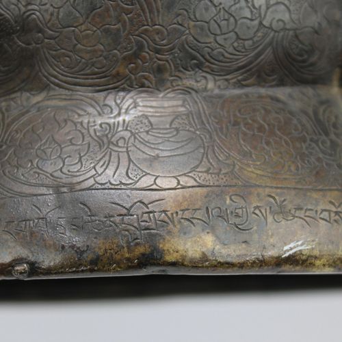 A bronze Śyāmātārā (Green Tārā) with traces of gilt Śyāmātārā (Grüner Tārā) aus &hellip;