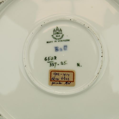 Nine Danish Art Nouveau Bing & Grondahl porcelain wall plates Neun dänische Juge&hellip;