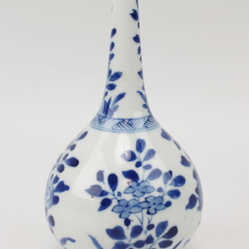 Null A blue and white rosewater sprinklerKangxi period, ca. 1700, ChinaWith flor&hellip;