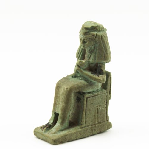 Null Statuette égyptienne d'Isis en faïence, Nouveau royaume, XVIIIe dynastie, X&hellip;