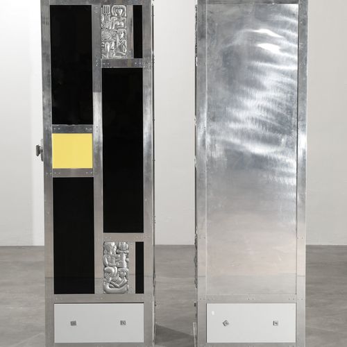 Art Déco, 2 Pillar Cabinets Art déco, 2 armoires à colonnes
1940s
2 armoires à c&hellip;