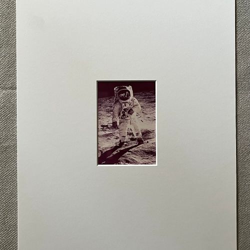 Mario Giacomelli Buzz Aldrin marche sur la Lune, 20 juillet 1969
Épreuve couleur&hellip;