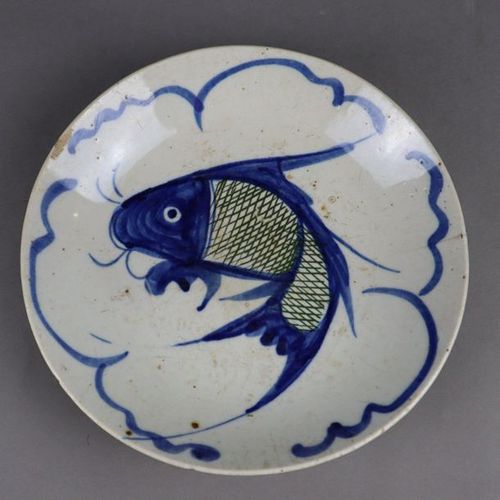 Null Deux assiettes en porcelaine - Chine, 1x assiette avec motif de poisson-cha&hellip;