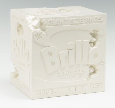 Daniel Arsham_Eroded Brillo Box 铸造树脂，2020年，原包装盒上有97/500的编号，装在原包装盒里，有手套，有些地方有轻微的擦&hellip;