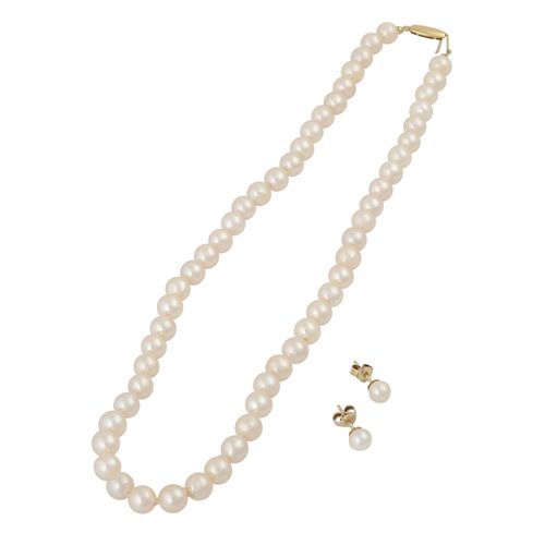 Konvolut Perlenschmuck 2-teilig, Bündel aus Halskette und Ohrringen mit Zuchtper&hellip;