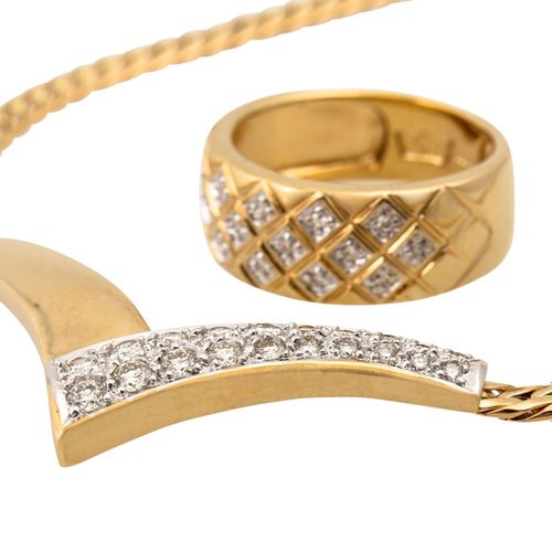 Schmuckkonvolut 2-teilig, 2件经销商拍品，14K黄金，17.5克，包括1枚53号戒指和1条45厘米的项链，有钻石，有磨损痕迹，材料价格&hellip;
