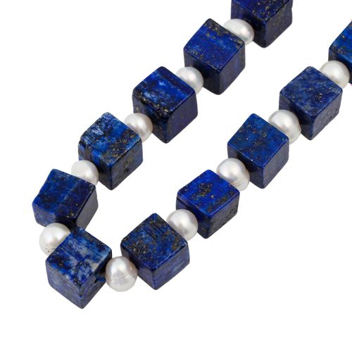 Konvolut 3 Lapislazuliketten Bundle of 3 necklaces made of lapis lazuli (of whic&hellip;