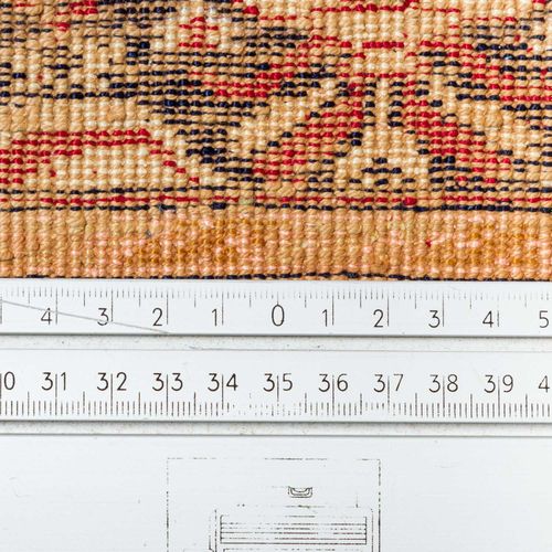 2 Orientteppiche aus Seide. ANATOLIEN/TÜRKEI, vor 1900. 2 oriental carpets made &hellip;