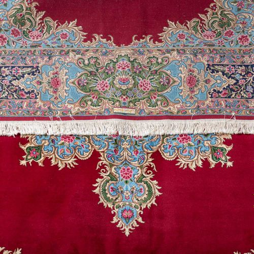 Orientteppich. KIRMAN/PERSIEN, 20./21. Jh., 400x300 cm. 东方地毯。克尔曼/波斯，20/21世纪，400x&hellip;