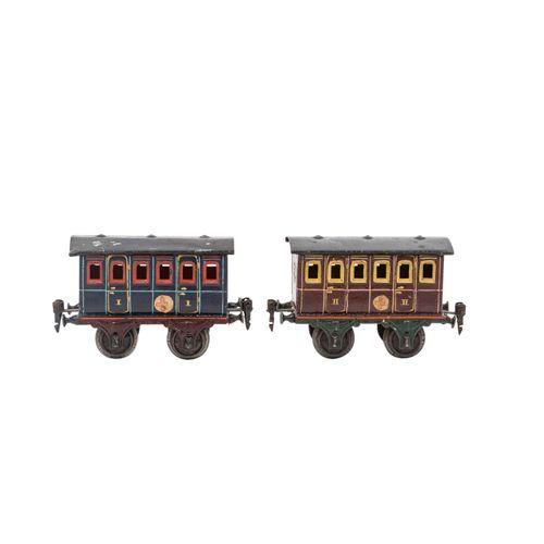 MÄRKLIN zwei Abteilwagen, Spur 1, vor 1907-1914, MÄRKLIN两节车厢，轨道1，1907-1914，由2个编号&hellip;