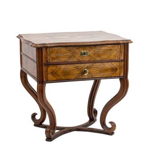 LOUIS PHILIPPE-KONSOLE LOUIS PHILIPPE CONSOLE

Mid 19th century, walnut on conif&hellip;