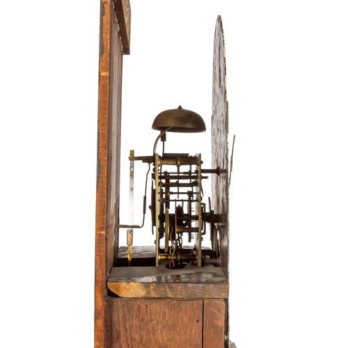 STANDUHR, CLOCK, end of the 18th century, walnut veneer, one-door pendulum case,&hellip;