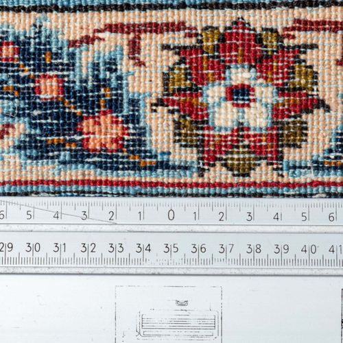 Orientteppich KESHAN alt/PERSIEN, um 1920, 385x230 cm. 东方地毯，Keshan/波斯，约1920年，385&hellip;