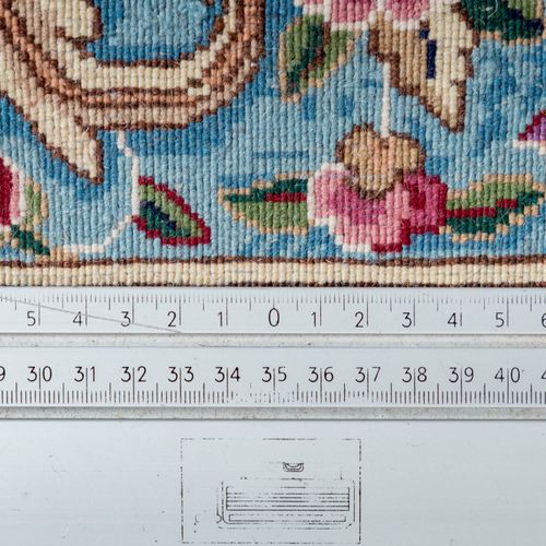 Orientteppich. KIRMAN/PERSIEN, 20./21. Jh., 400x300 cm. Tappeto orientale. Kerma&hellip;