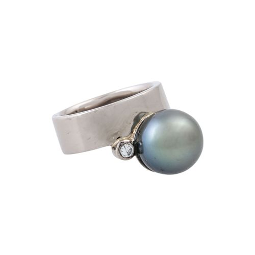 Ring mit Tahitiperle und kleinem Brillant von 0,06 ct, Bague avec perle de cultu&hellip;