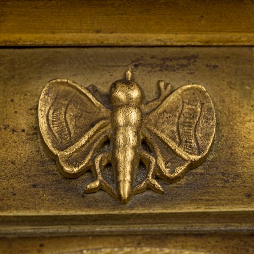 EMPIRE VASENUHR PENDULE VASE EMPIRE, France, 1er quart du 19e siècle, bronze dor&hellip;