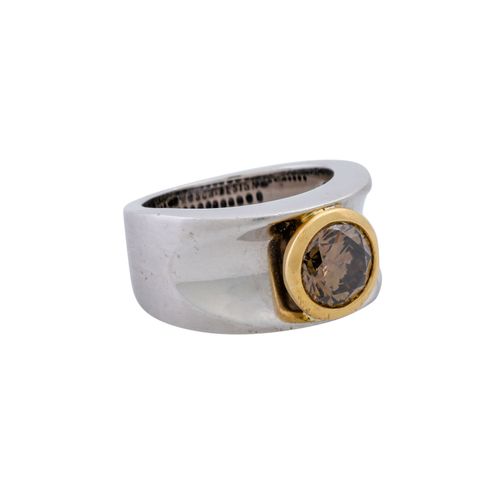 Ring mit großem Brillant ca. 2,23 ct, 戒指上有约2.23克拉的大型明亮式切割钻石，颜色：棕色（天然），净度：VS2，14K&hellip;