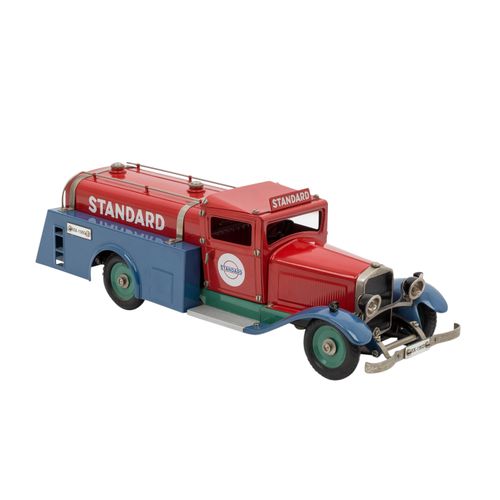 MÄRKLIN Tankwagen 1107L Blau-/rote Blechausführung, Uhrwerk-Motor, Schlüssel anb&hellip;