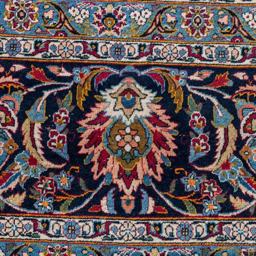 Orientteppich. KESHAN/PERSIEN, 20. Jh., 516x348 cm Weinroter Medaillonteppich mi&hellip;