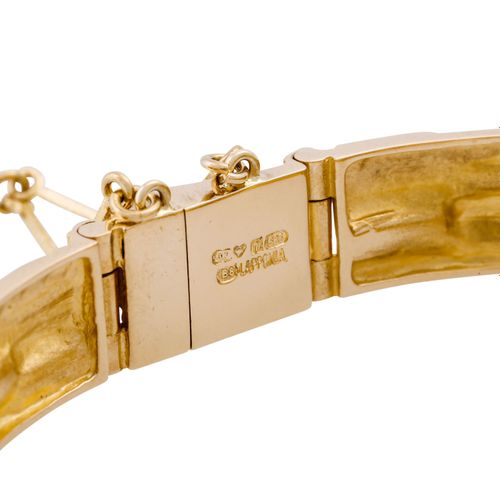 LAPPONIA Armband, LAPPONIA手镯，14K黄金，28克，长：17.5厘米，几何设计与结构化的表面，20世纪下半叶，未磨损，印有LAPPON&hellip;