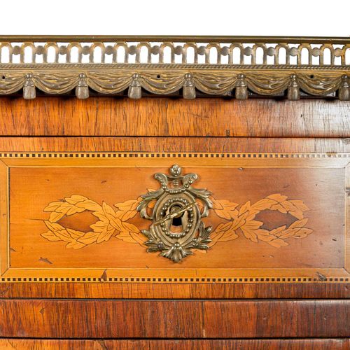 KABINETT IM LOUIS XVI-STIL GABINETE DE ESTILO LOUIS XVI

Francia, c. 1900, monta&hellip;