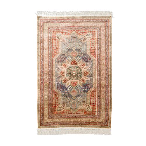 Orientteppich. KAISERY/TÜRKEI, 20. Jh., 222x148 cm. Oriental carpet. KAISERY/TUR&hellip;