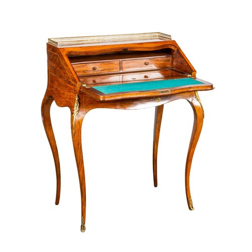 Damensekretär LADIES WRITING DESK 

France, end of the 19th century, curved hard&hellip;