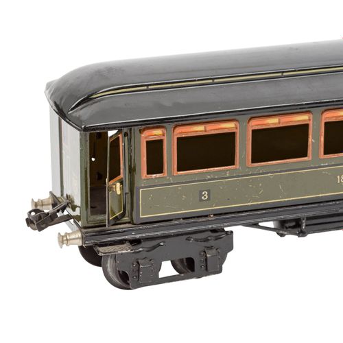 MÄRKLIN zwei Personenwagen und ein Kühlwagen, Spur 1, 1925-1937, MAERKLIN deux w&hellip;