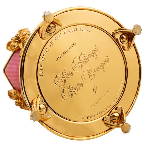 FRANKLIN MINT Fabergé-Ei 'Rose Bouquet`, 925 Silber vergoldet, 20. Jh. Huevo de &hellip;