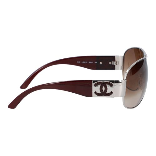 CHANEL Sonnenbrille "c.259/13". CHANEL Sonnenbrille "c.259/13". Silberner Rahmen&hellip;