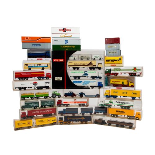 WIKING 30-tlg Konvolut LKW und Container im Maßstab 1:87, WIKING 30-piece mixed &hellip;