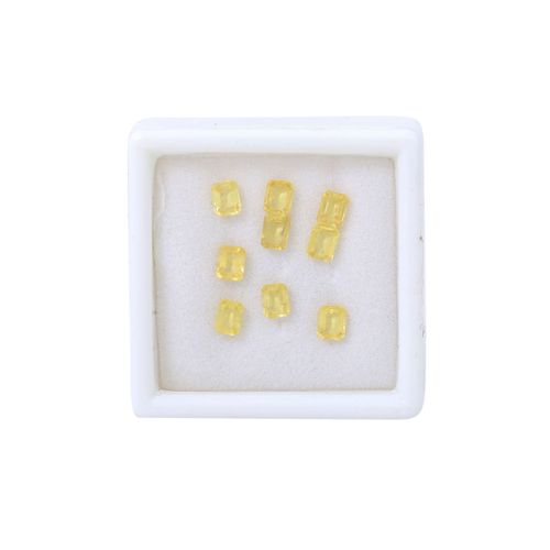Konvolut 9 gelbe Saphire von ca. 4,7 ct 一捆9颗黄色蓝宝石，共计4.7克拉，5 x 3.8毫米，状况良好。所有的宝石都没&hellip;