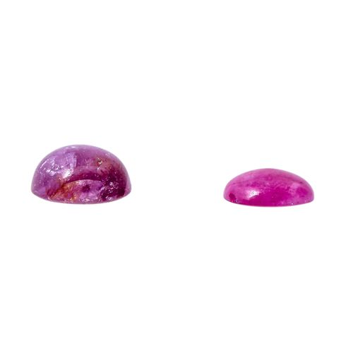 2 lose Rubincabochons, 2 loose ruby cabochons, translucent to opaque, 9.15 ct (s&hellip;