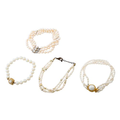 Reichhaltiges Konvolut 15 Perlenketten, Lush bundle of 15 pearl necklaces, fresh&hellip;