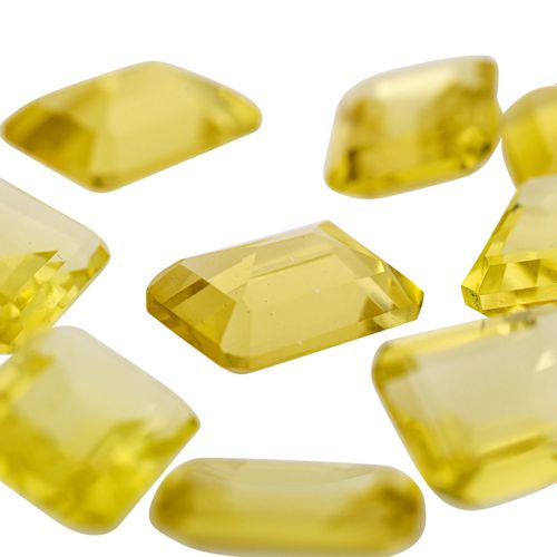 Konvolut 11 Lemon Quarze von ca. 106 ct, Lot de 11 quartz citron totalisant env.&hellip;