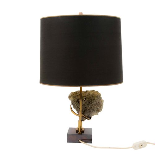 Tischlampe LÁMPARA DE MESA

Segunda mitad del siglo XX, curiosa lámpara de mesa &hellip;