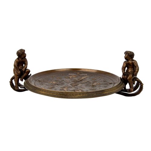 HISTORISMUS TAFELAUFSATZ CENTRE DE TABLE HISTORIÉ 
Fin du XIXe siècle, bronze, p&hellip;